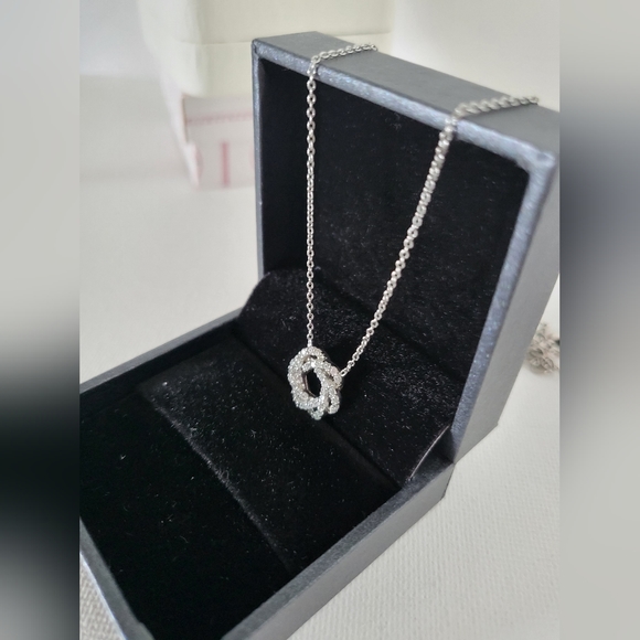 🛍️ | Sparkle & Dainty - Necklace - Knot - Wreath - Rhinestines- Crystal Sparkly - Picture 6 of 10